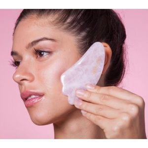 Skin Gym Rose Quartz Gua Sha Crystal Sculpty Tool